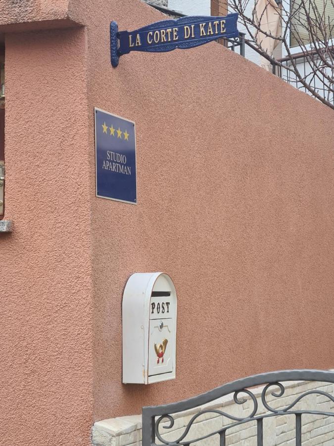 La Corte Di Kate Biograd Na Moru Buitenkant foto